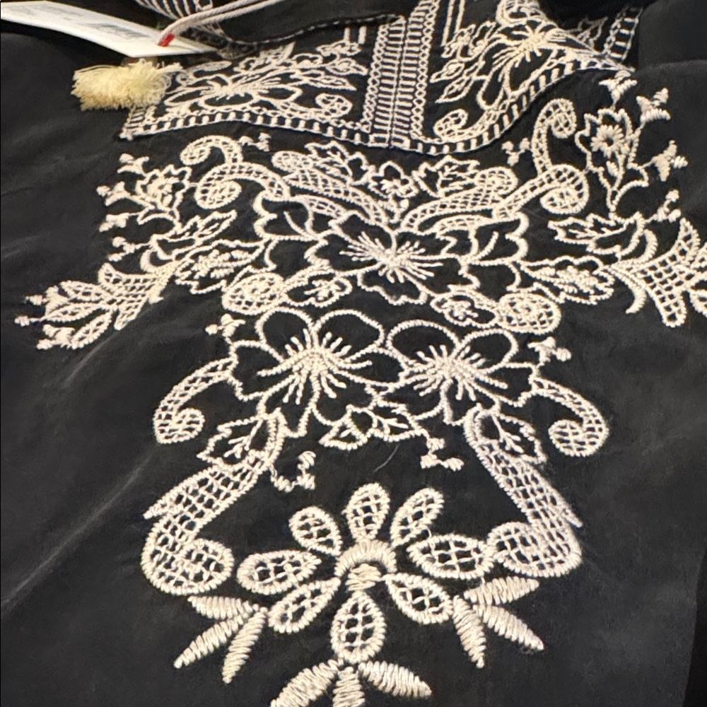 Johnny Was Biya heavily embroidered Tempest blouse NWT - Picture 12 of 13